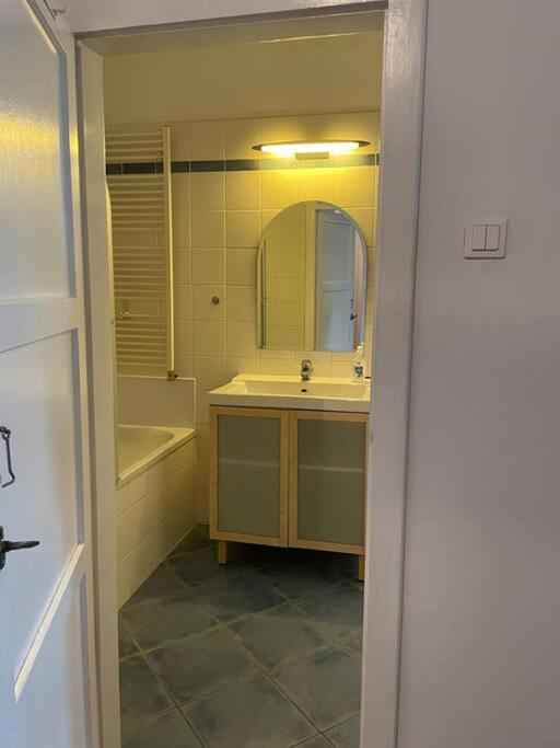 Geraeumige Altbauwohnung Im Zentrum Graz Kültér fotó